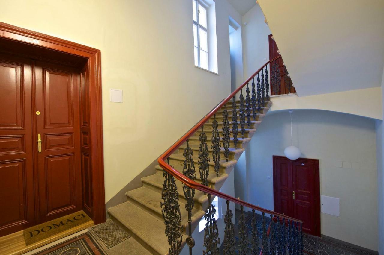 פראג Kafka'S Head Apartment מראה חיצוני תמונה